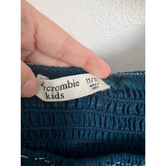 Abercrombie Kids Girls Dress 11/12 Blue Striped Smocked Peasant Style - Picture 3 of 10